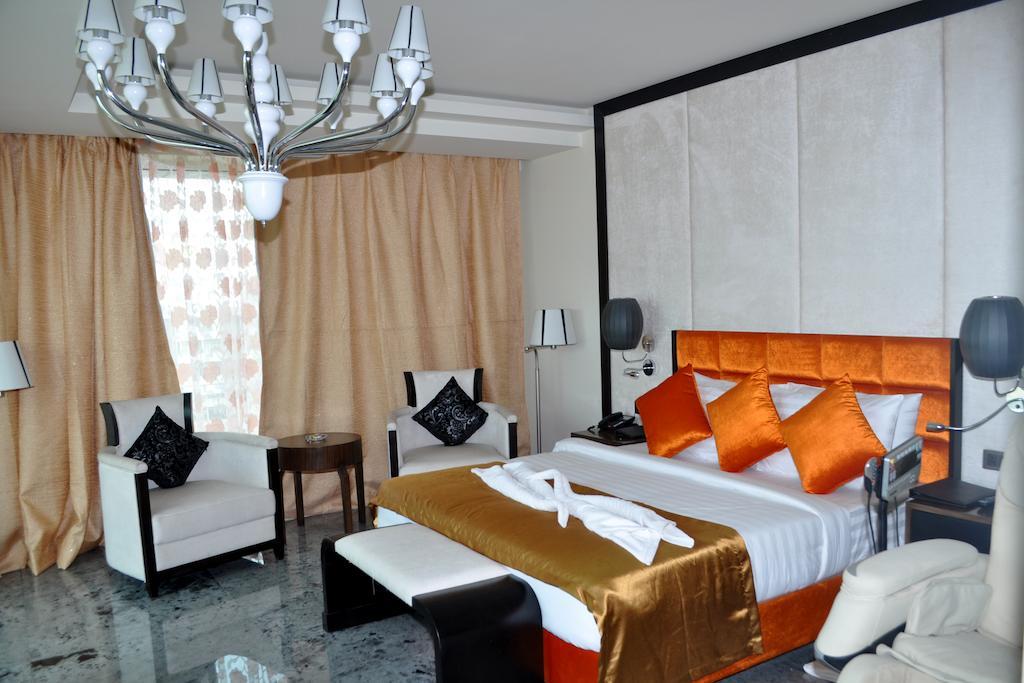 เดอะ ปานาเช โฮเต็ล Hotel ปัฏนา ภายนอก รูปภาพ