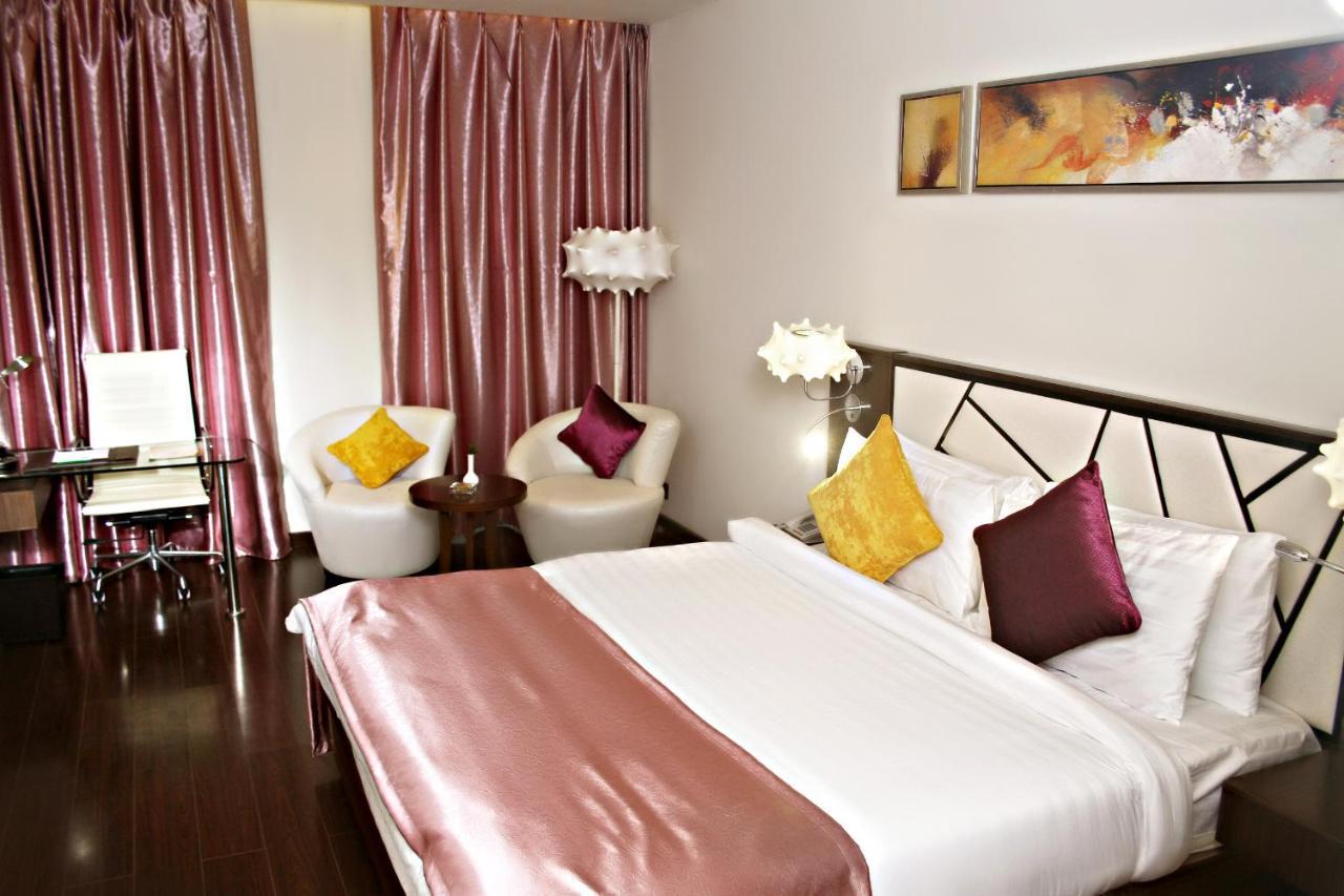เดอะ ปานาเช โฮเต็ล Hotel ปัฏนา ภายนอก รูปภาพ